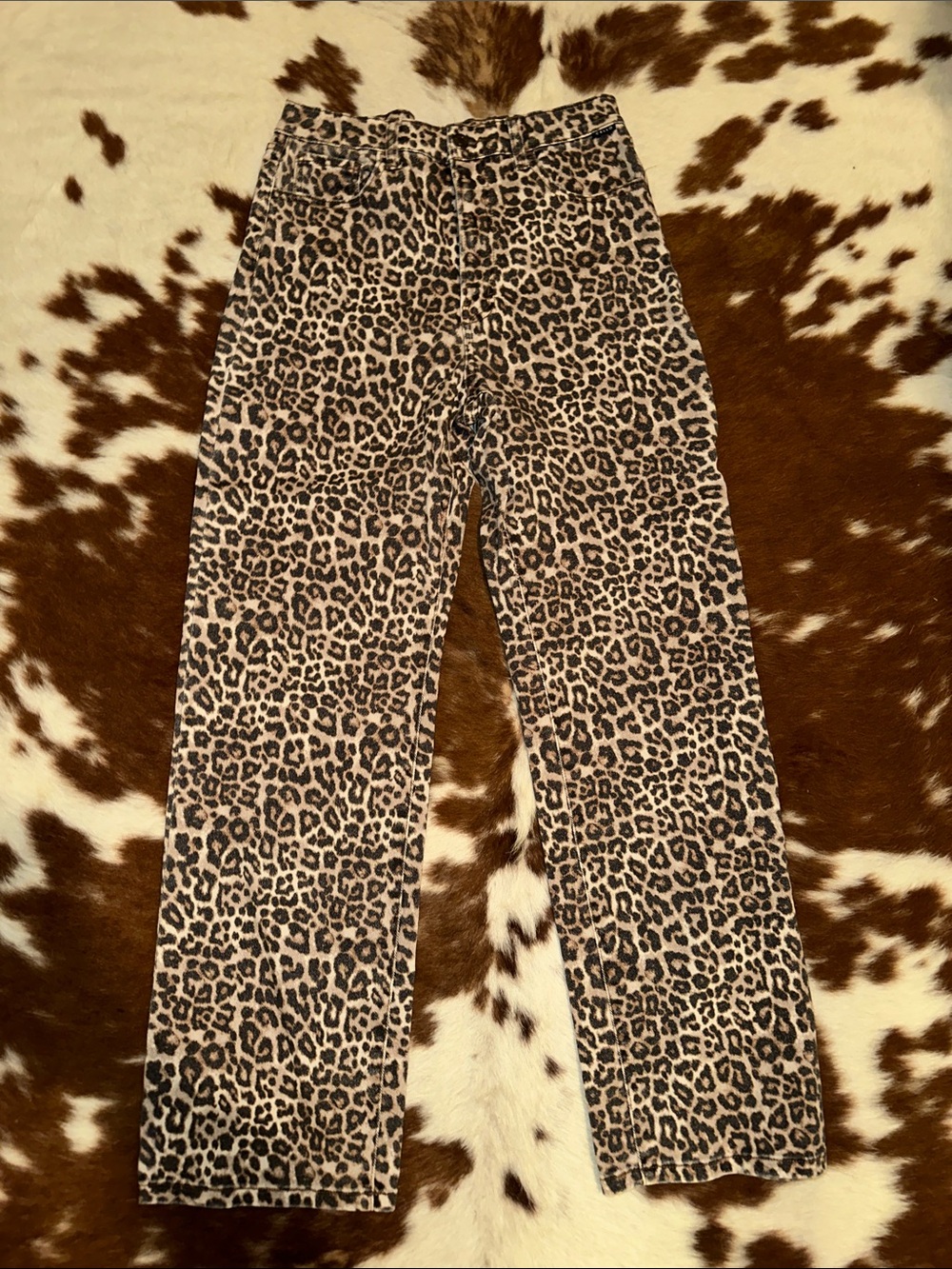 NWOT Leopard Cello Wide Leg Jeans! Size 7!